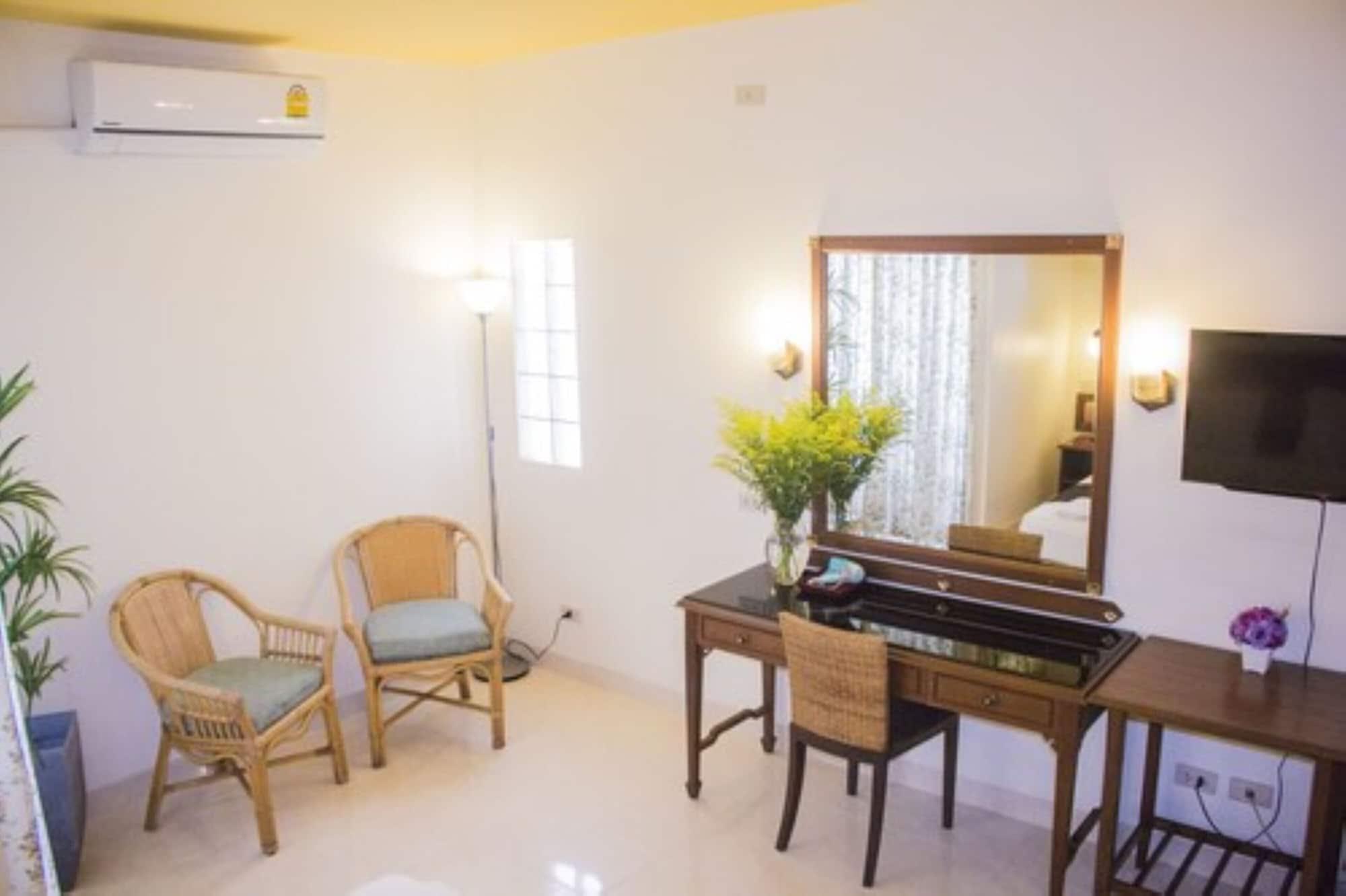 People Place Boutique In Town Hotel - Sha Extra Plus Chiang Mai Zewnętrze zdjęcie