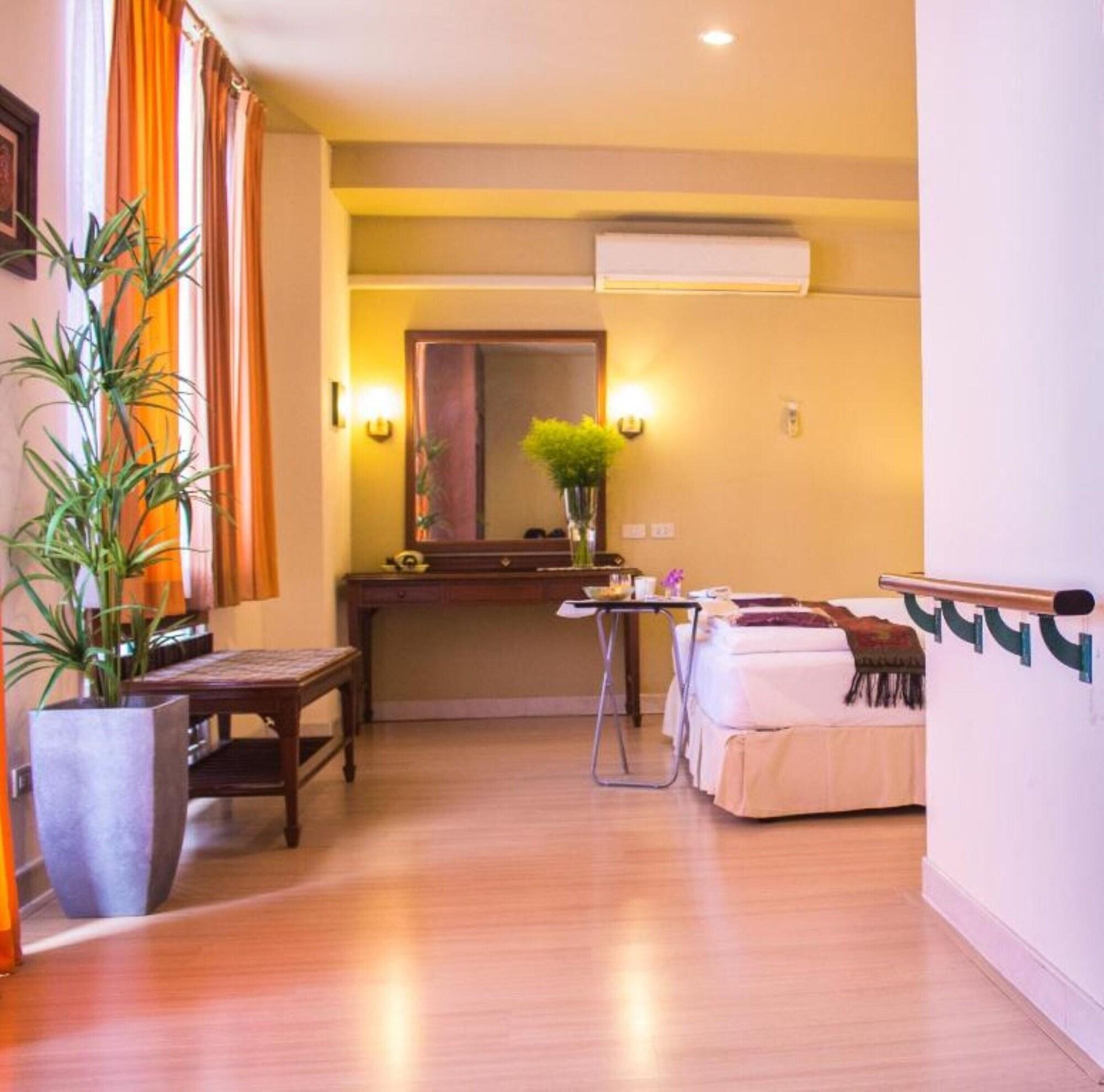 People Place Boutique In Town Hotel - Sha Extra Plus Chiang Mai Zewnętrze zdjęcie